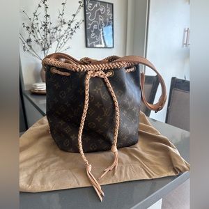 🔥SALE 🔥 Authentic Louis Vuitton Vintage Boho Shoulder Bag NEW 2 Straps